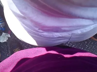 Brunette với phim sech moi nhat xỏ núm vú sử dụng một dildo để hiển thị kỹ năng bằng miệng