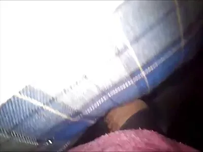 Cô phim sex diễn viên nhật bản gái tóc nâu trông nhút nhát đưa một chiếc BBC dày vào miệng