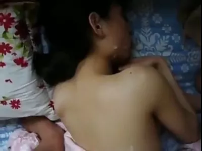 Bạn gái với vẻ ngoài hấp dẫn bảo lãnh đạo đức cho jav dep nhat bốn người