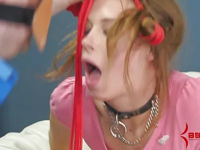 Bẩn dien vien phim sex nhat ban thỉu tóc đen gà con thực hiện một blowjob chảy nước dãi