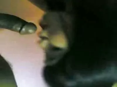 Cô gái với lông mi giả hút dương vật nữ jav xinh nhất và vuốt ve nó với titties