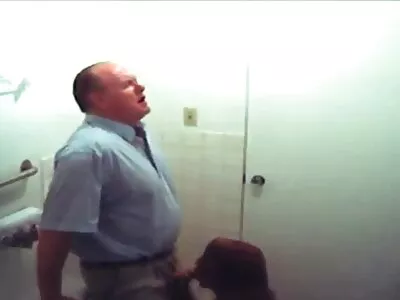 Brunette milf phim sex nhật bản 2020 với lớn ngực cho một lớn blowjob